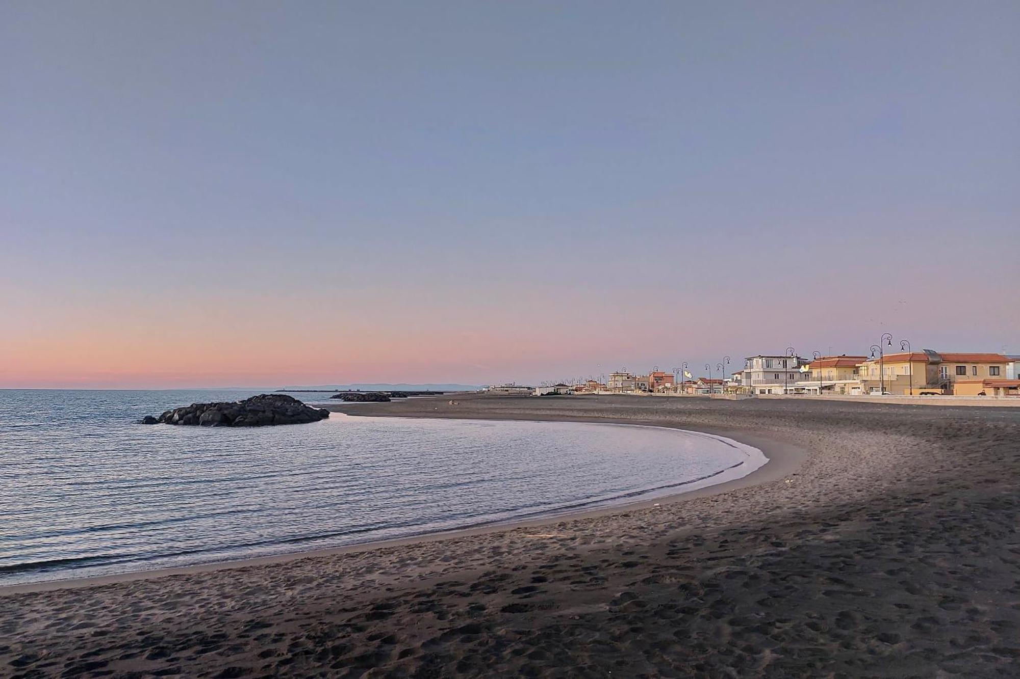 Summer&Winter Home By The Sea فيوميتشينو المظهر الخارجي الصورة
